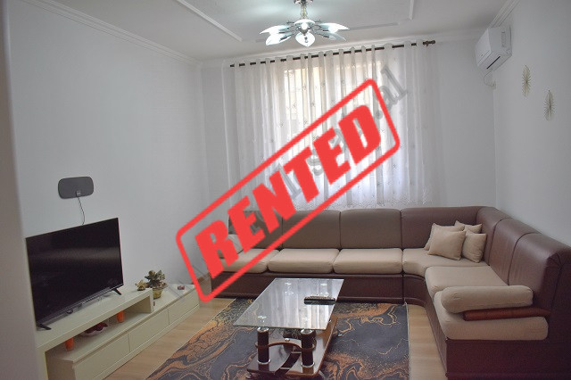 Apartament 1+1 me qira prane shkolles se Baletit, ne Tirane